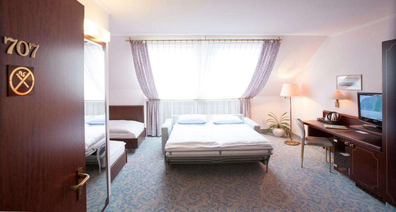 Leine Hotel Pattensen Zimmer foto